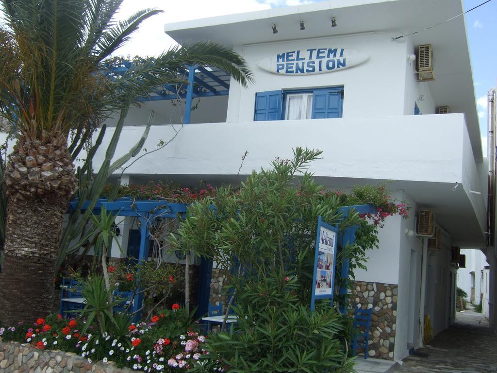 Meltemi Pension Ios Chora Exterior foto